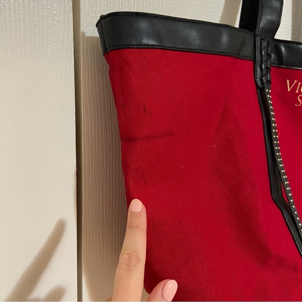 Victoria’s Secret NWT Red and Black Studded Tassel Canvas Tote Bag Purse - Picture 7 of 7